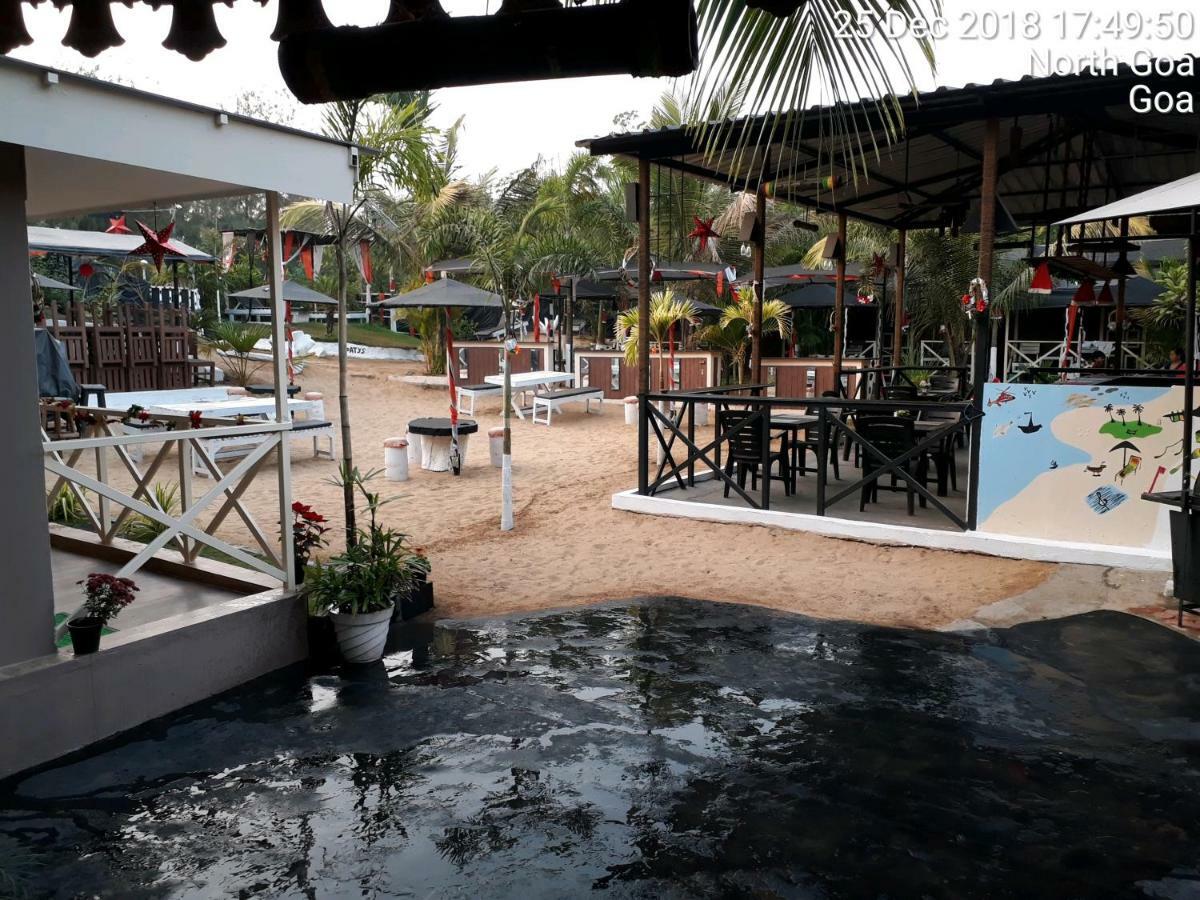 Boaty'S Beach Cottages กาลังกูติ ภายนอก รูปภาพ